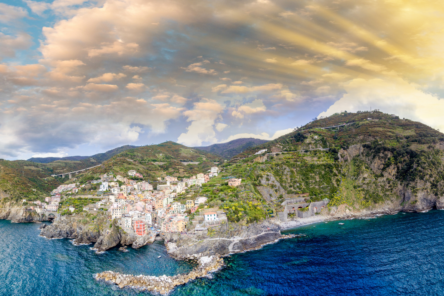 Trekking insolito nel Parco Nazionale delle Cinque Terre (Riomaggiore, Corniglia, Vernazza, Monterosso-SP)
