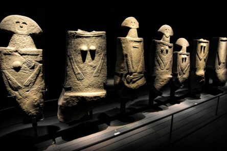 ARCHEOLOGIA in LUNIGIANA. L’antica città di Luna (Liguria) e il Museo delle stele di Pontremoli (Toscana)