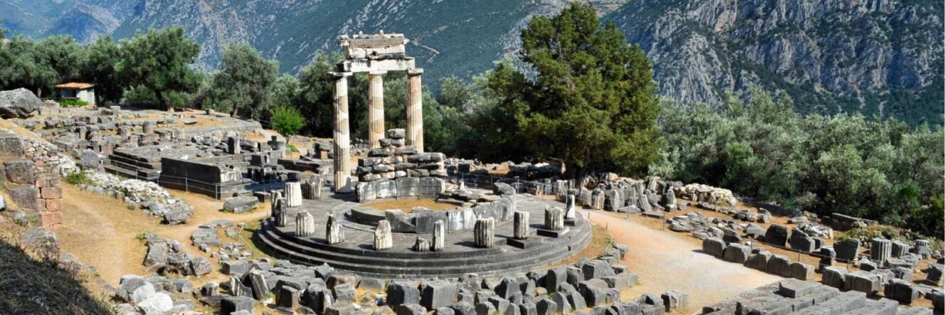 Sulle orme di Dioniso. Viaggio nella Grecia classica tra Santuari Panellenici, culti misterici e teatro antico